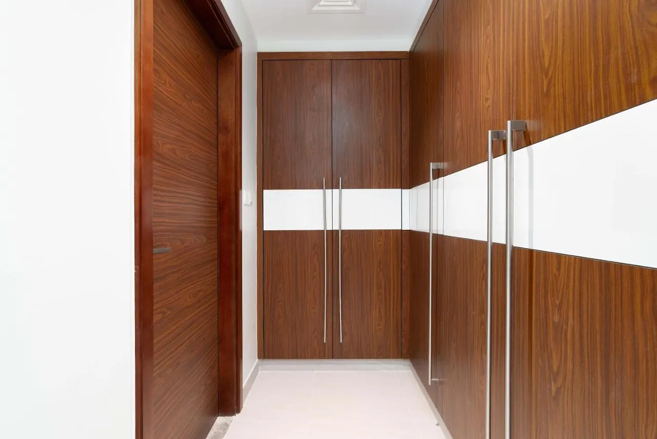 Apartment Ultimate Stay / 3 Beds / Gorgeous Frame And Park View / 250M From Metro / 1 Stop From World Trade Center Dubai United Arab Emirates